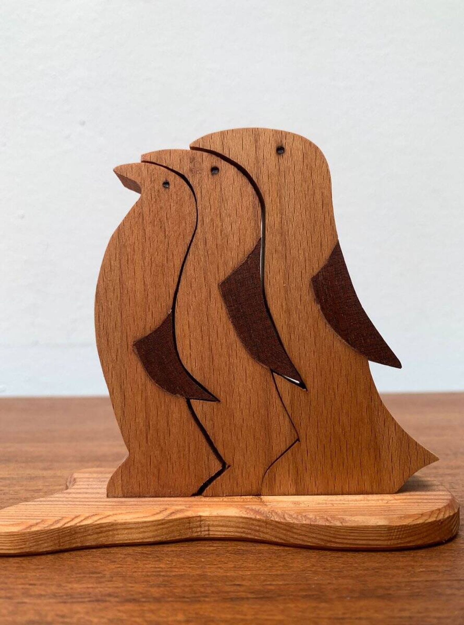 Vintage wooden penguin sculpture, set of 3.