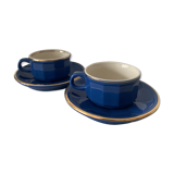 2 coffee cups and saucers