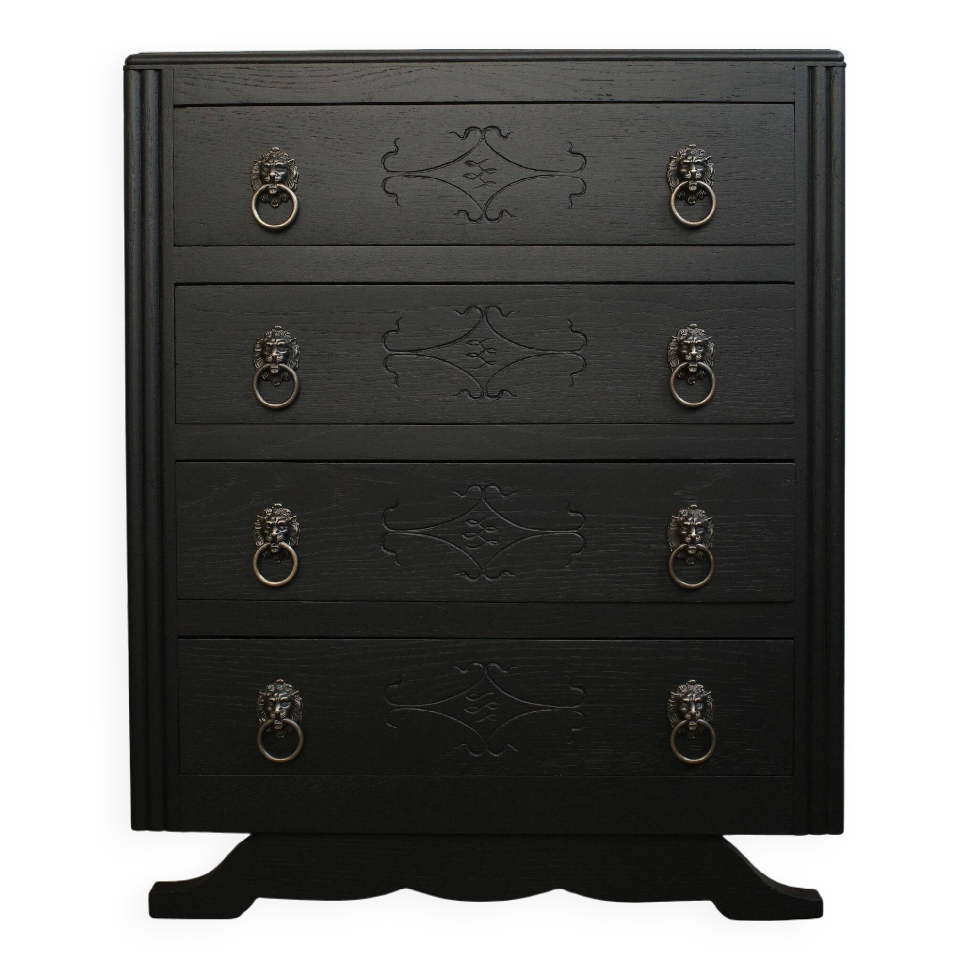 Vintage Art Deco chest of drawers