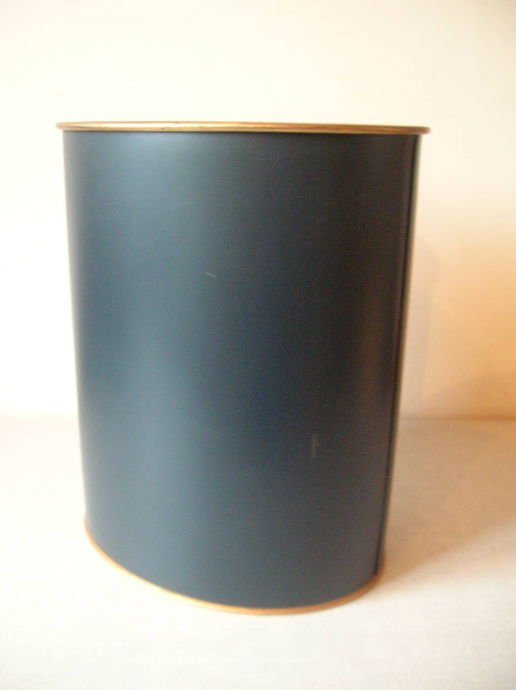 Metal wastebasket decor three poles Cutty Sark retro office trash can