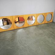 Miroir carré en placage de chêne tchèque des années 1970 avec verre circulaire
