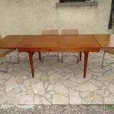 Scandinavian table in expandable teak 1960