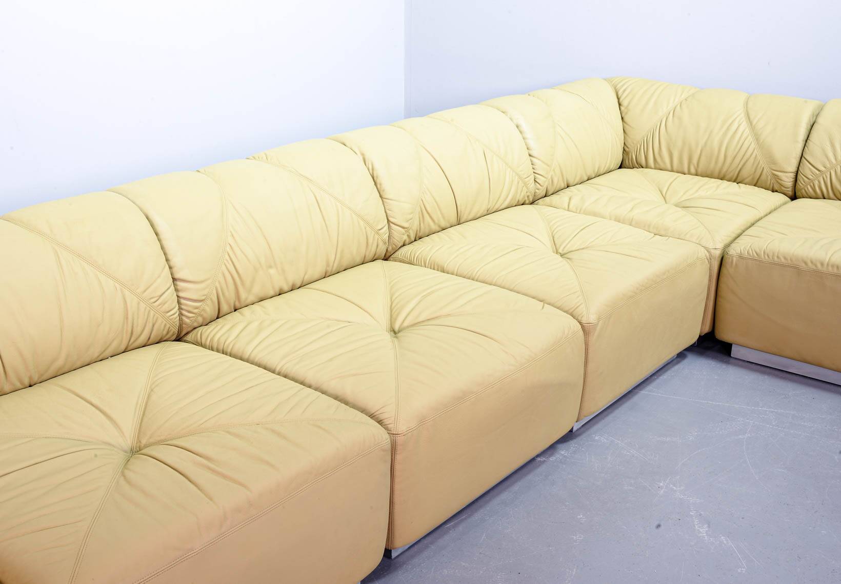 Distinctive Walter Knoll Modular Sofa 'Domaine' by Bernd Münzebrock, 1970s