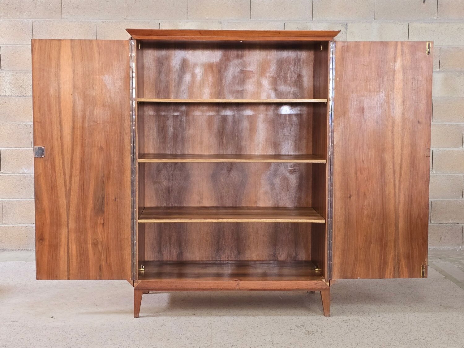 Petite armoire scandinave vintage design