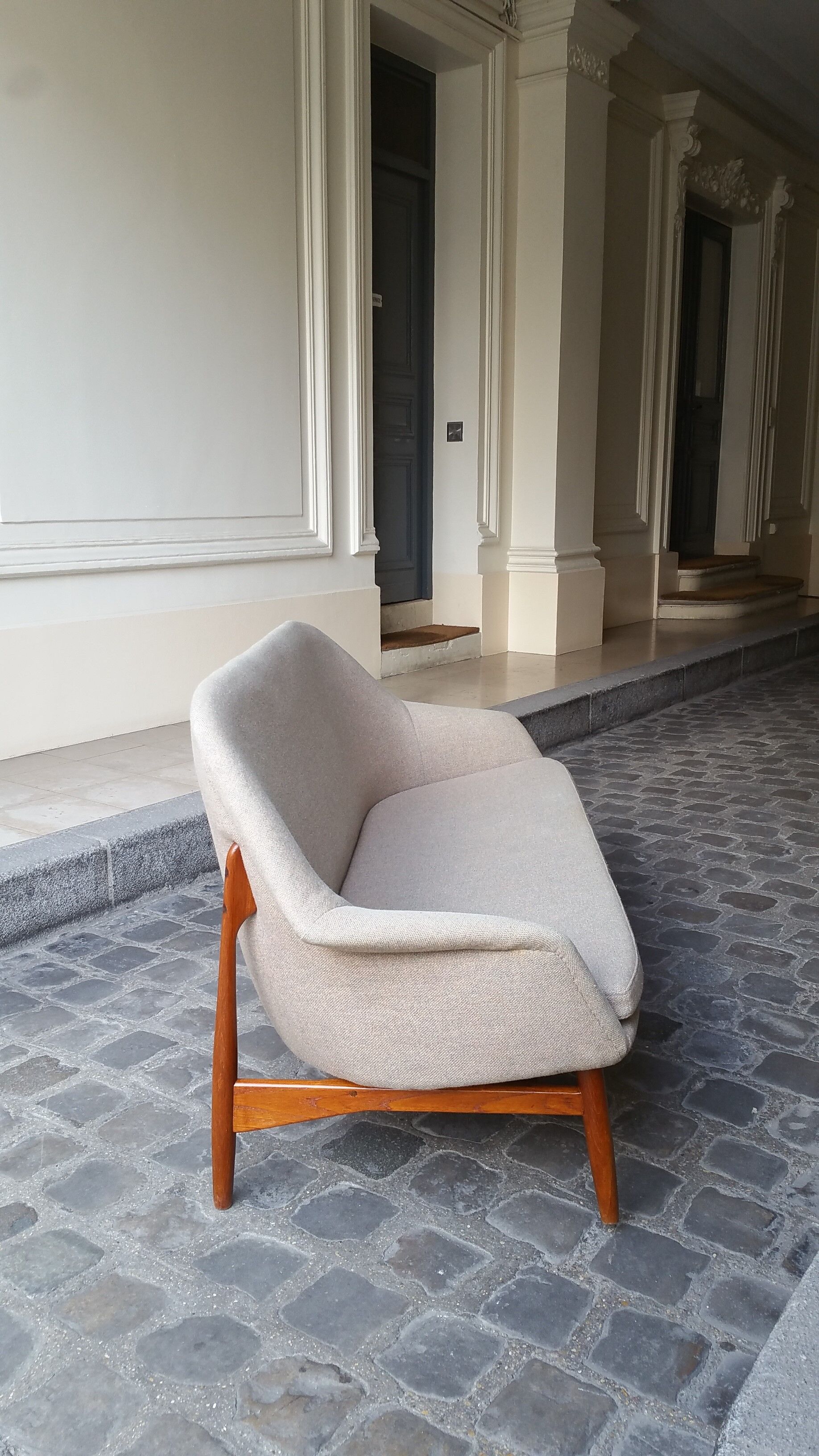 Sofa organic Danish Ib Kofod - Larsen for Carlo Gahrn of 1957