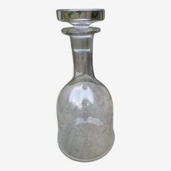 Carafe en cristal gravé dépoli