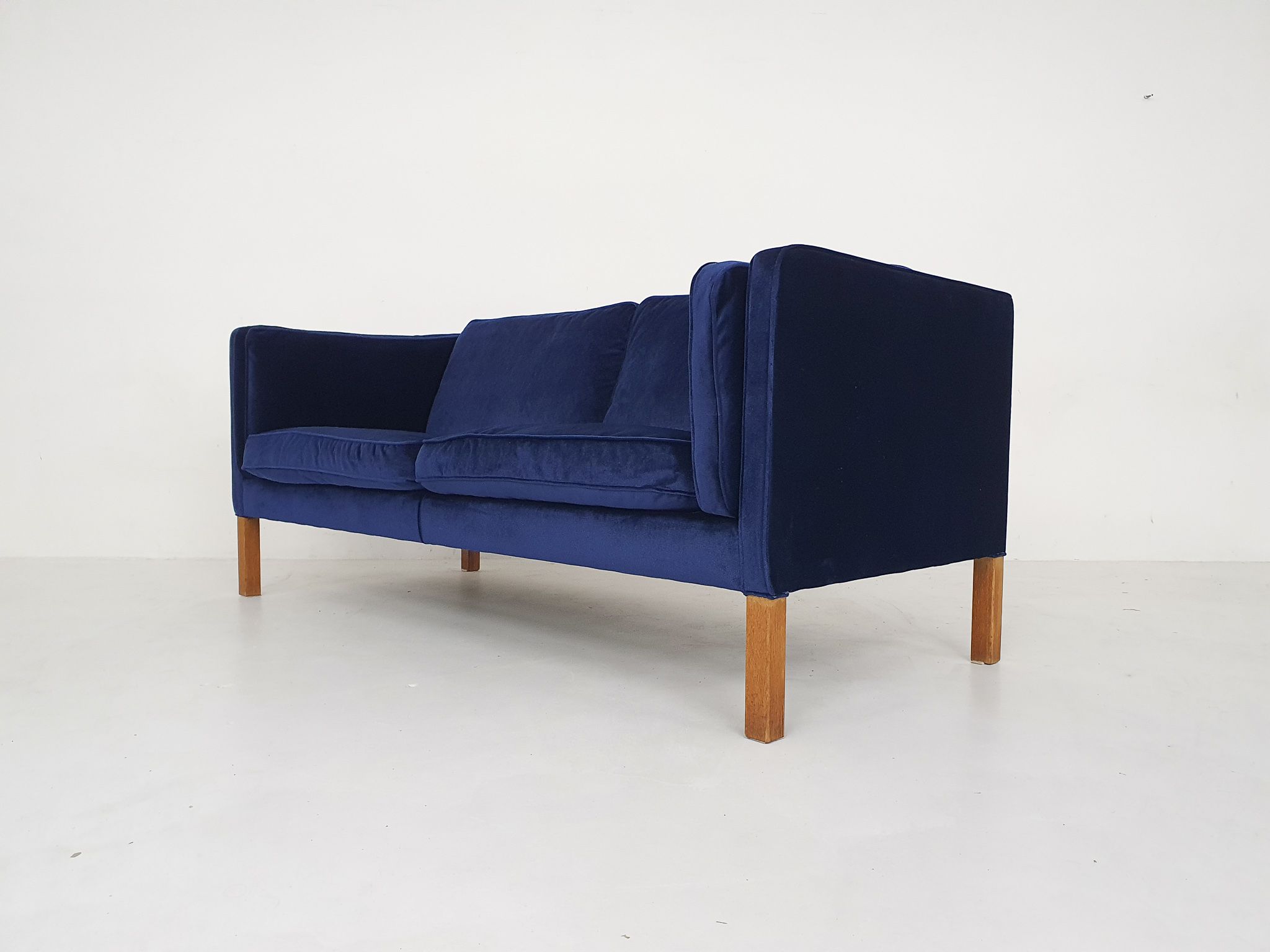 Canapé  2,5 places de Borge et Peter Mogensen pour Fredericia, modèle 2335, Danemark 1975