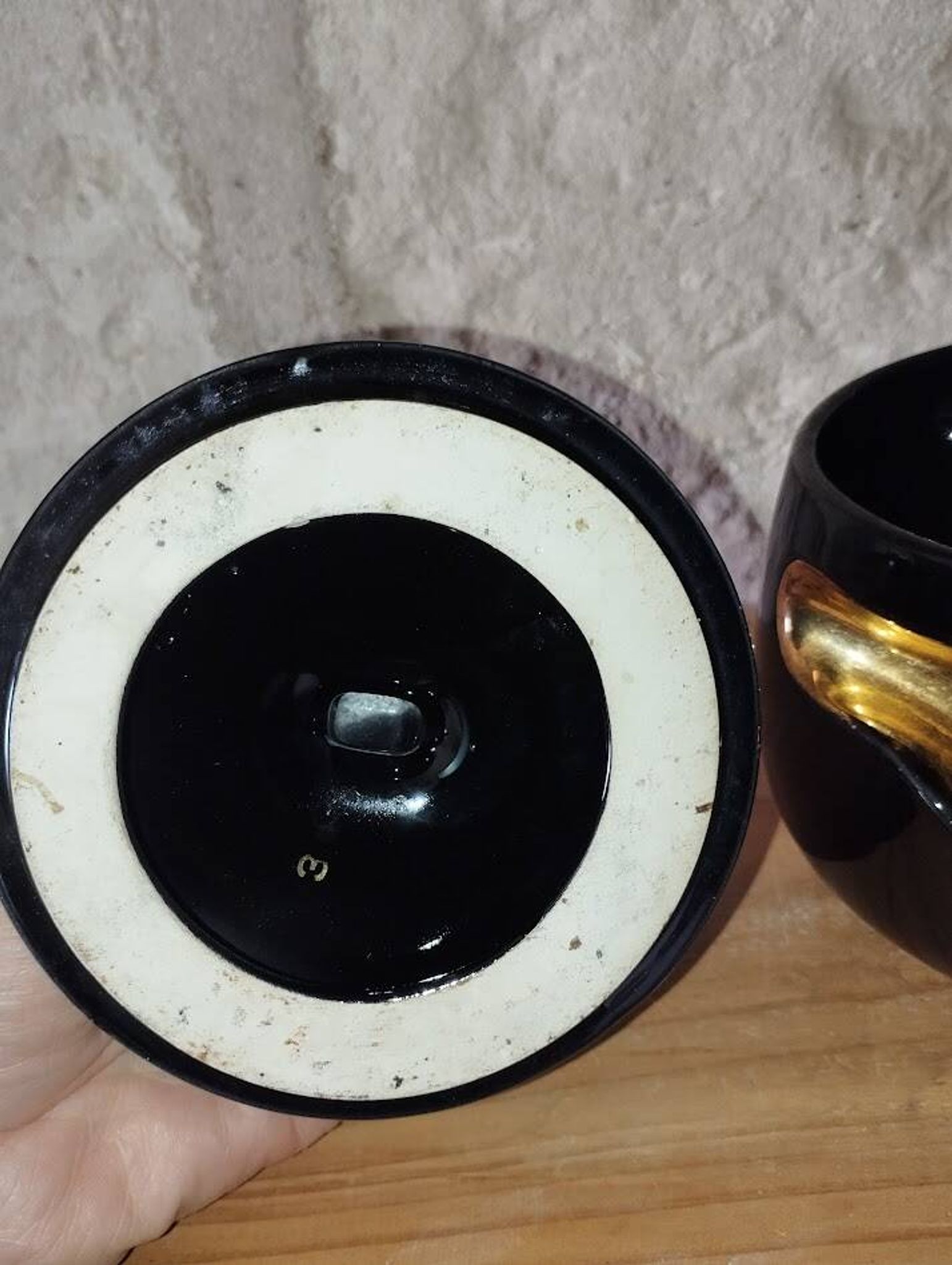 Cendrier Vallauris – Pot à tabac & porte-pipe – Création Réflexe