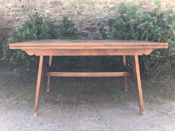 Table vintage d’époque reconstruction Rene Gabriel en hêtre.