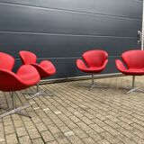 4x Original red leather Fritz Hansen Swan chairs Topstaat!