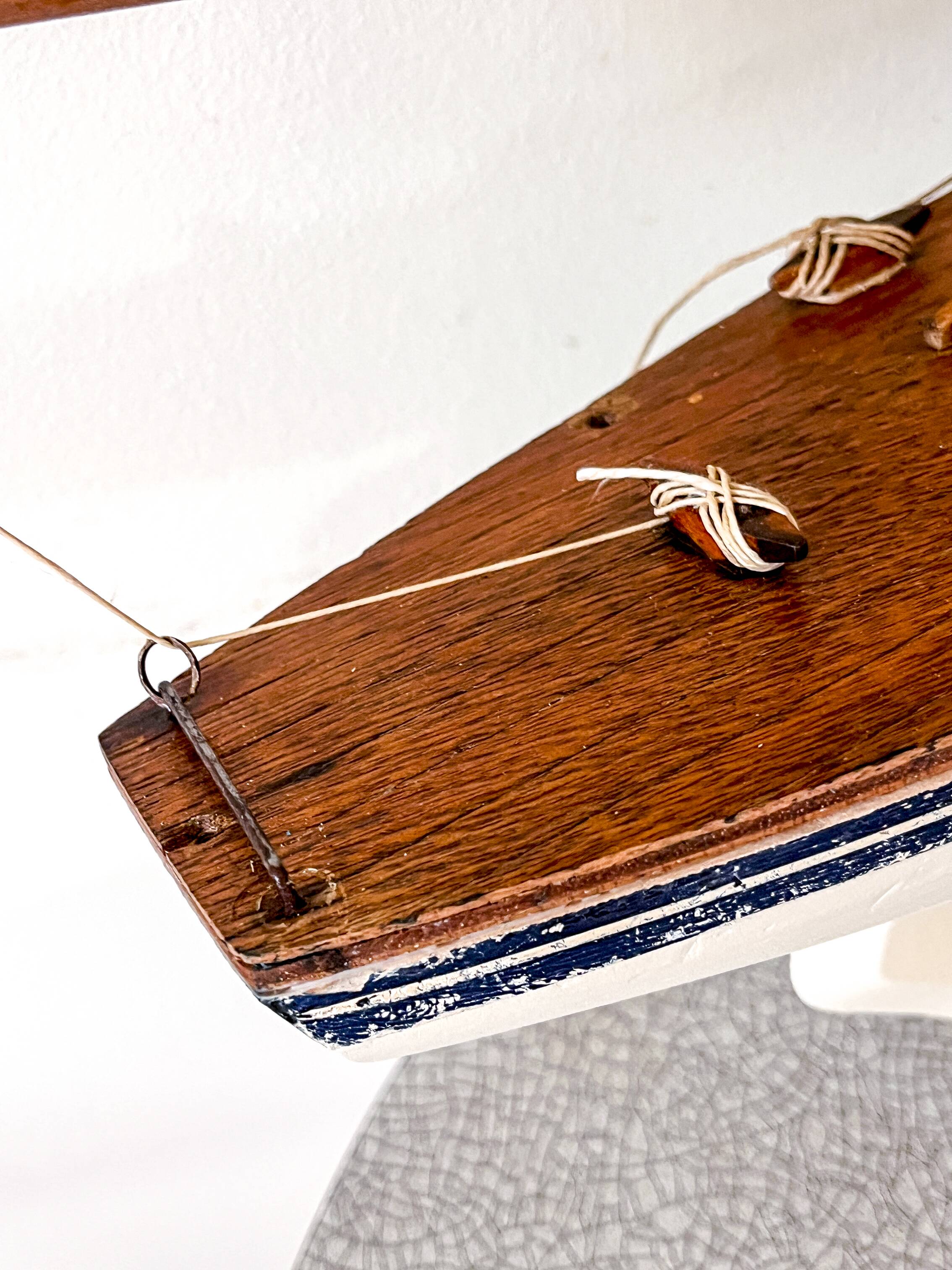 Borda wooden pond sailboat "Le Chat", navigable antique toy.