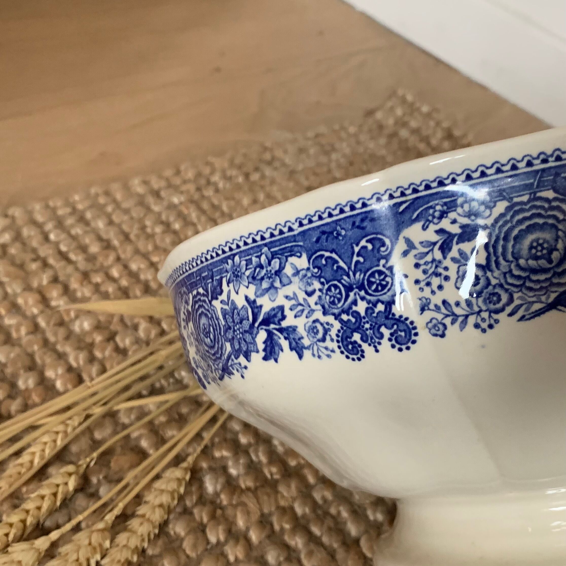 Saladier Villeroy & Boch model Burgenland blue & white