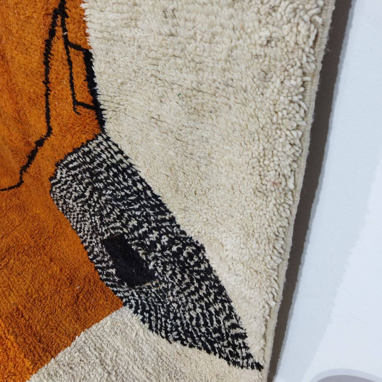 Handmade Moroccan Berber rug 313 x 215 cm