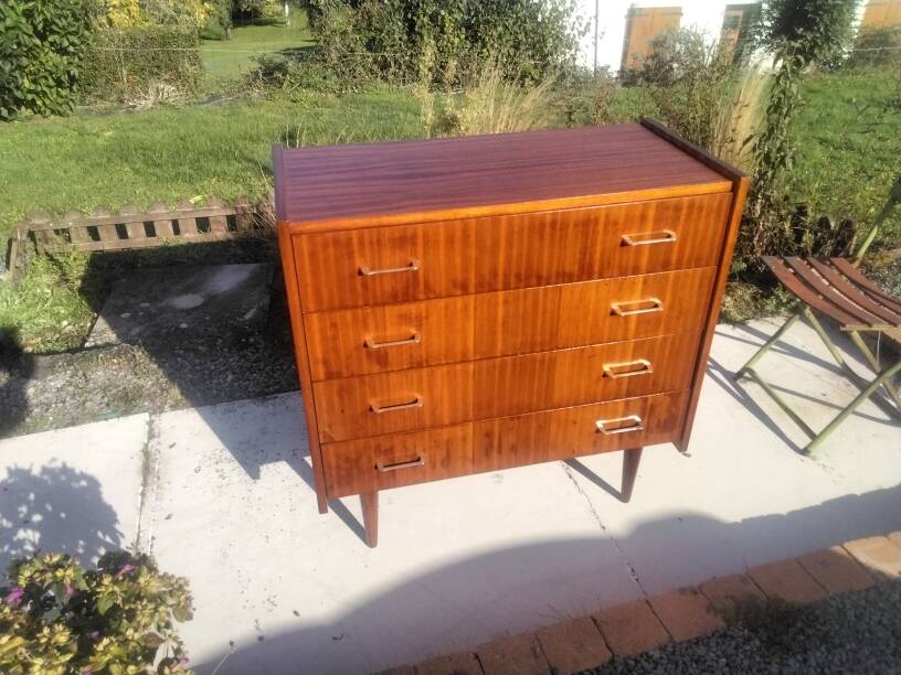 Seventies chest of drawers