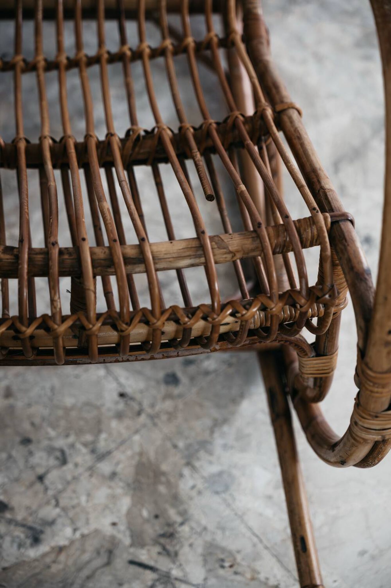 Fauteuil à bascule Rocking Chair design français vintage modernariato