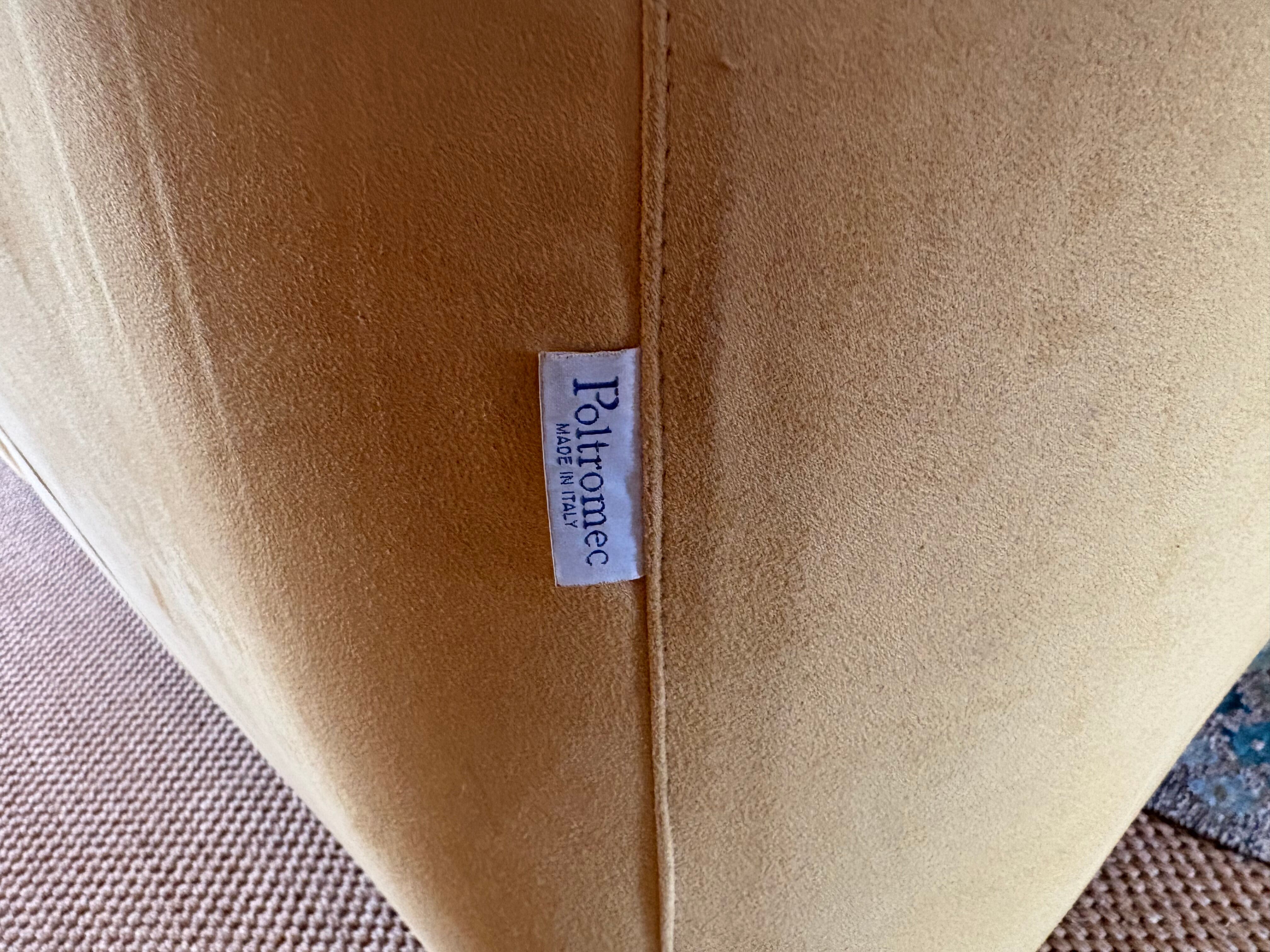 Armchair poltromec