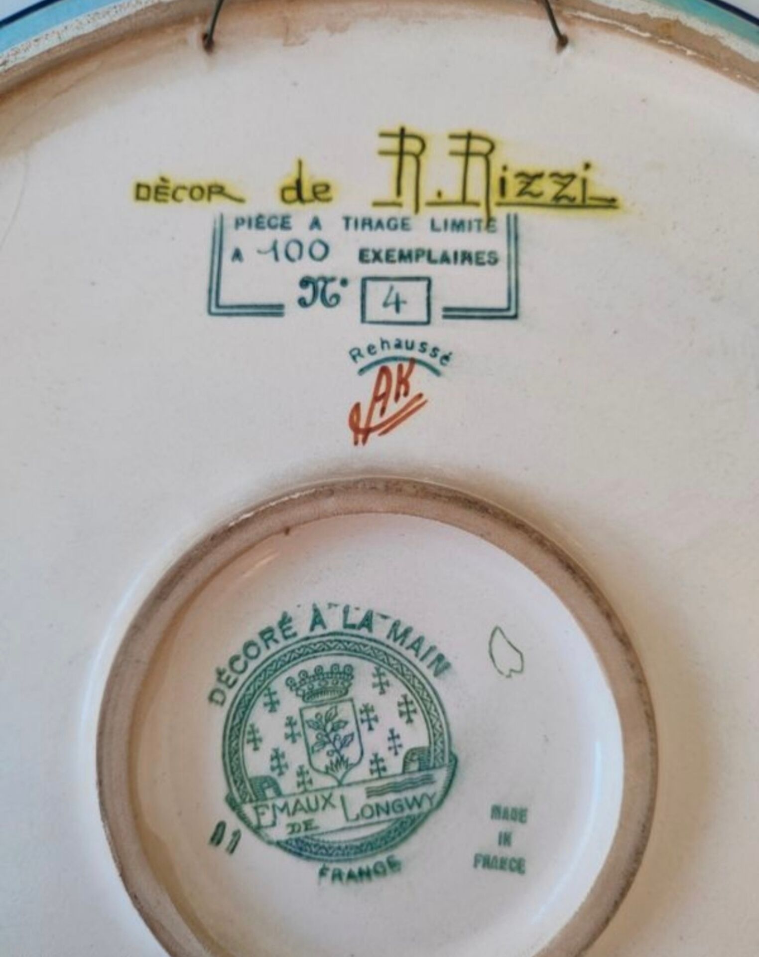 Superb enamel dish from Longwy, signed, year 1940.