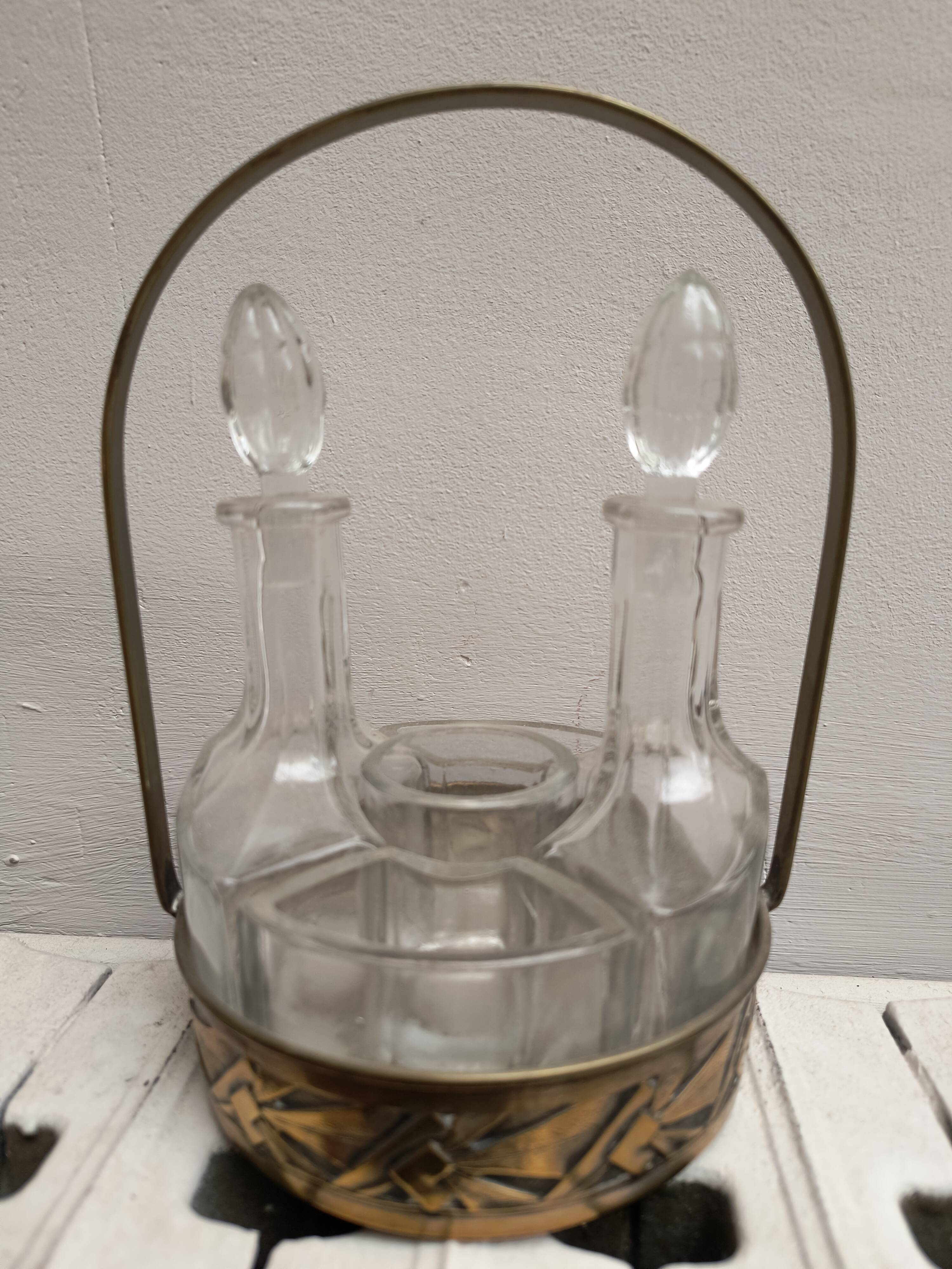 Art Deco style condiment service