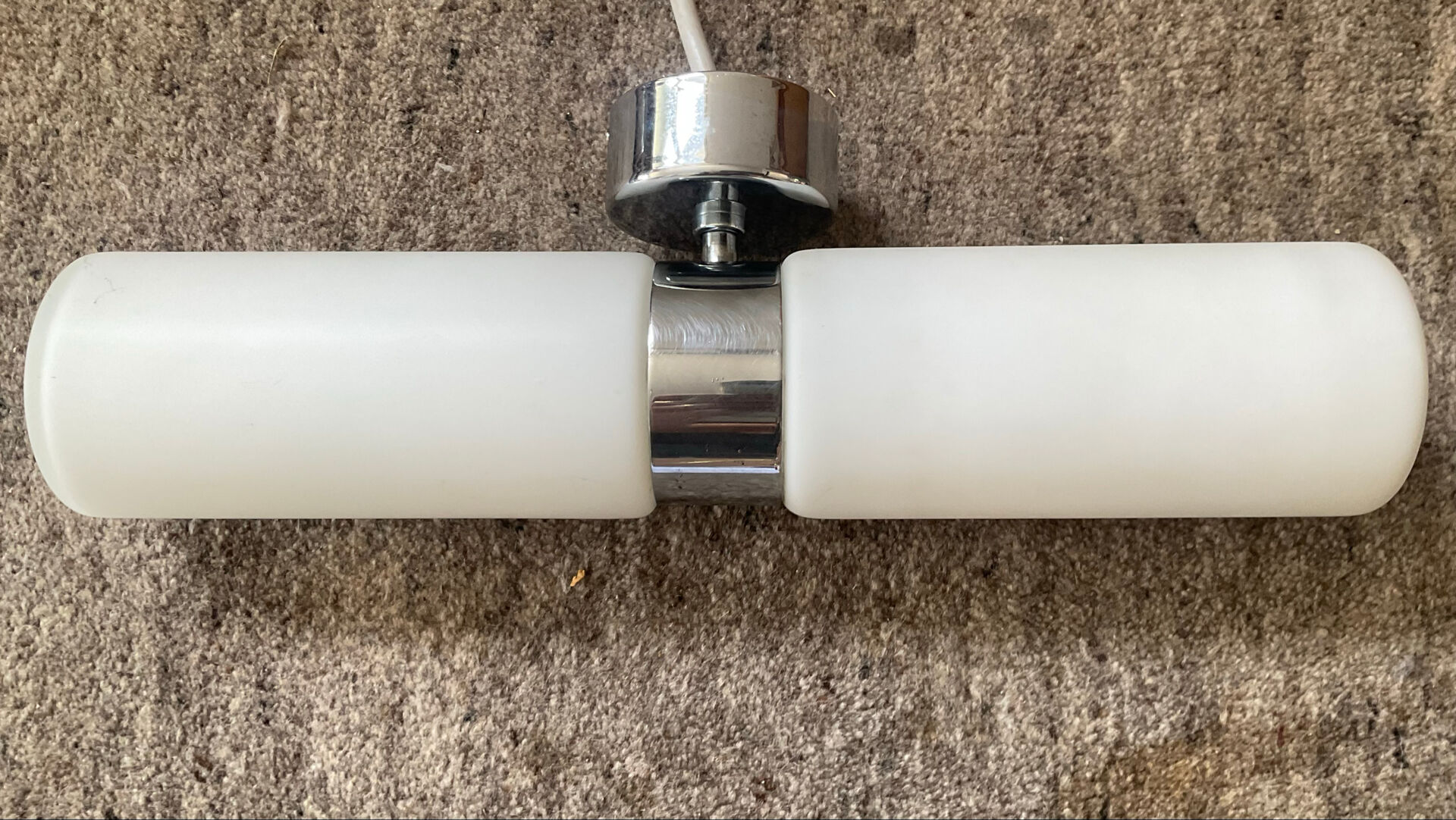 Wall light design in opaline and chrome metal