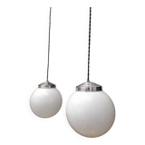 Opaline ball suspensions
