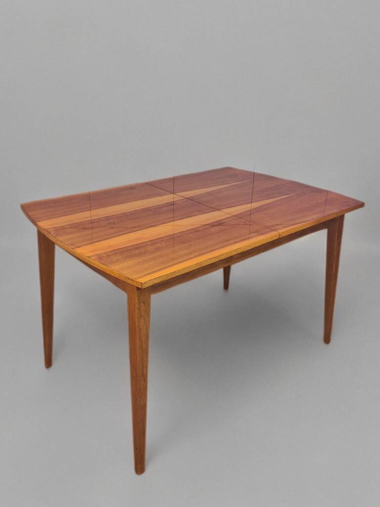 Dining room set, extendable table and 4 chairs, Czech vintage 19.