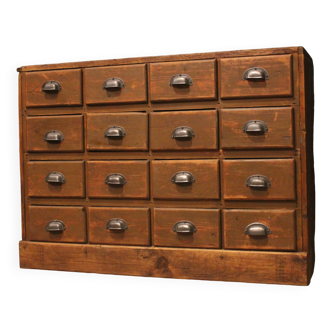 16-drawer craft cabinet