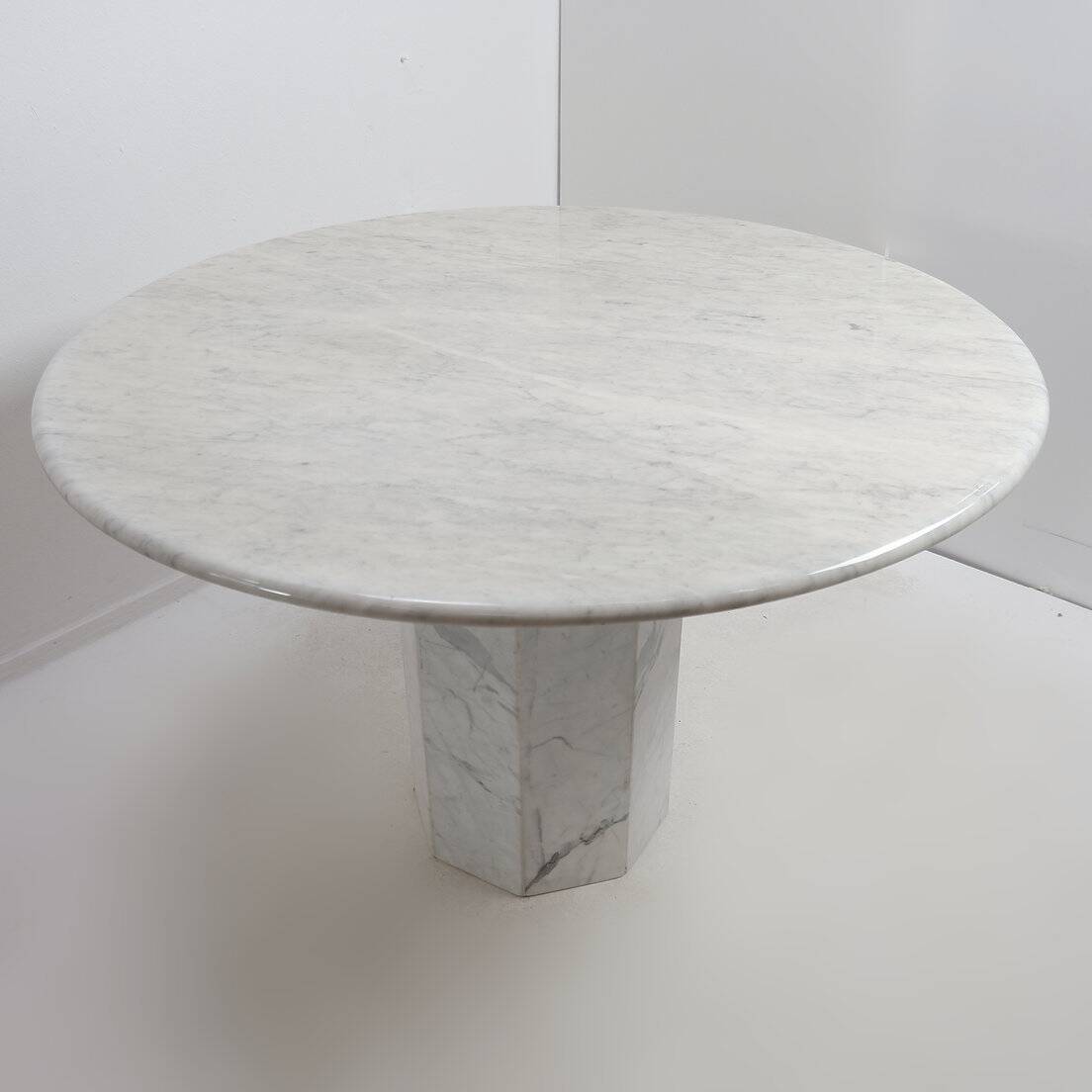 Round marble dining table, 1970 - Ø113cm