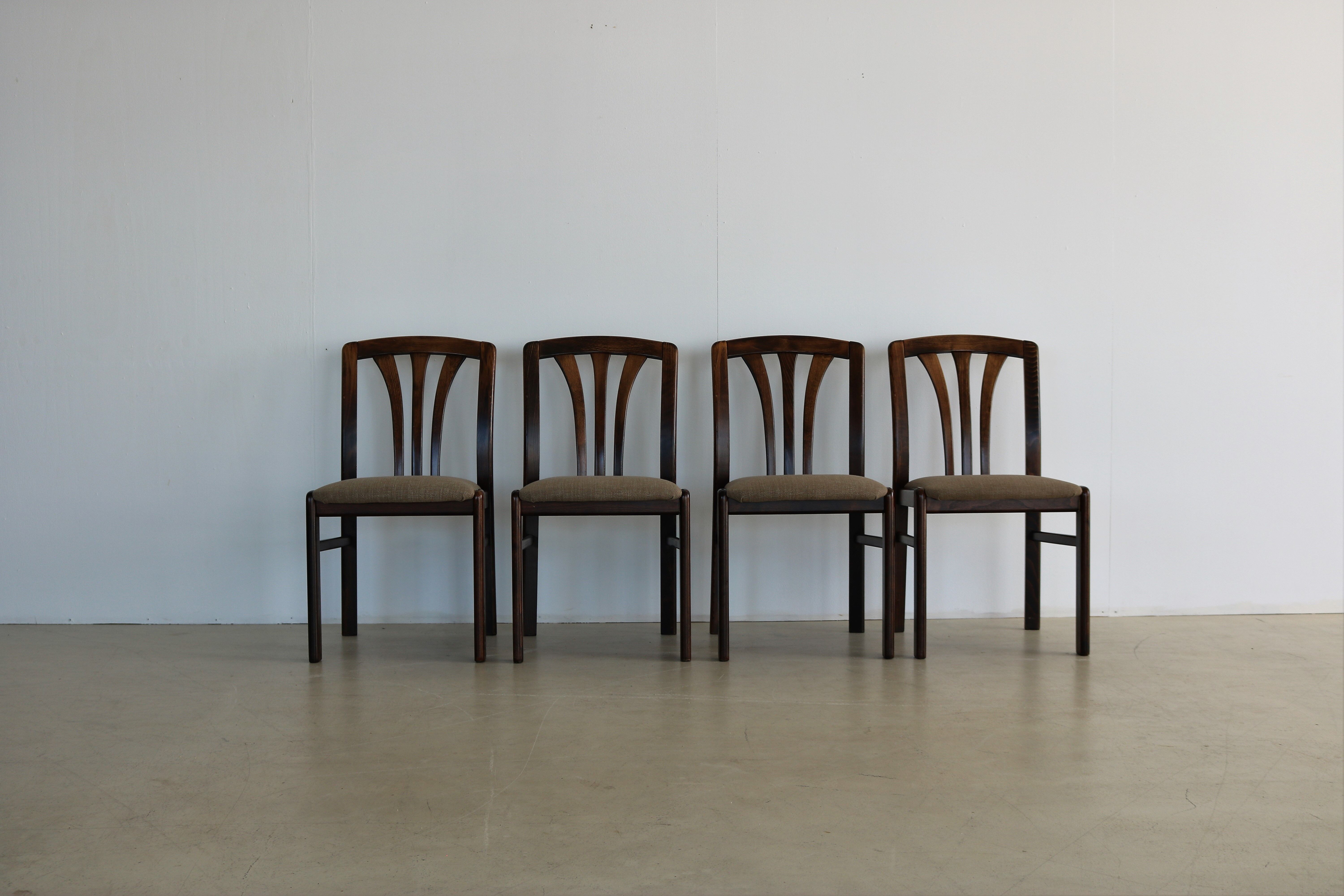 Ensemble vintage de 4 chaises de salle à manger