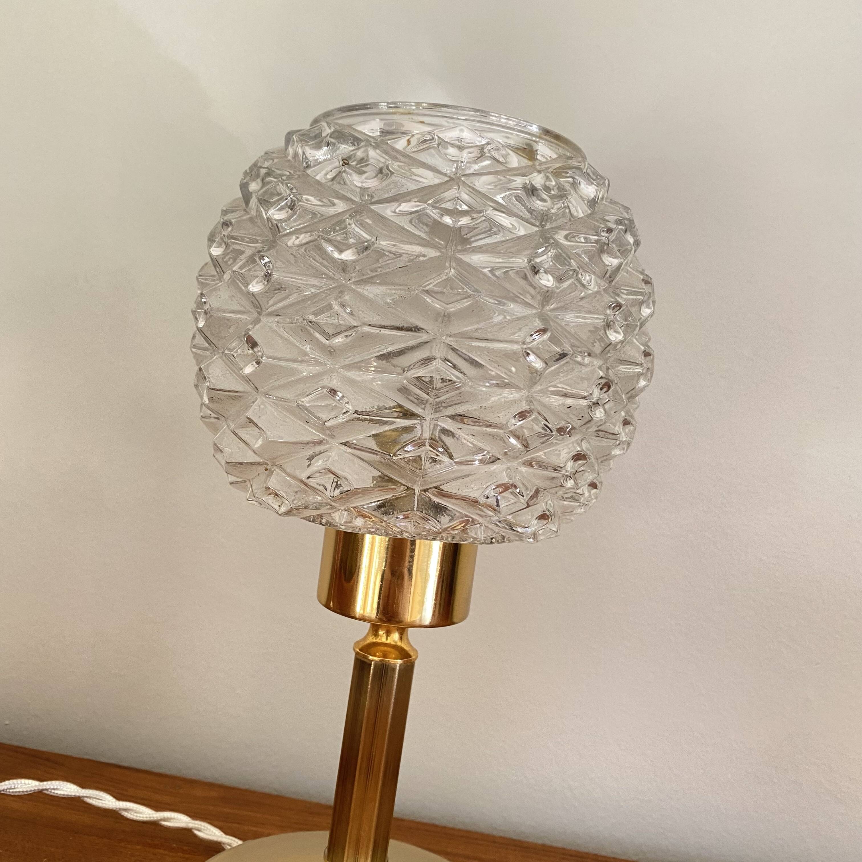 Table lamp desk bedside globe antique chiseled glass and brass base