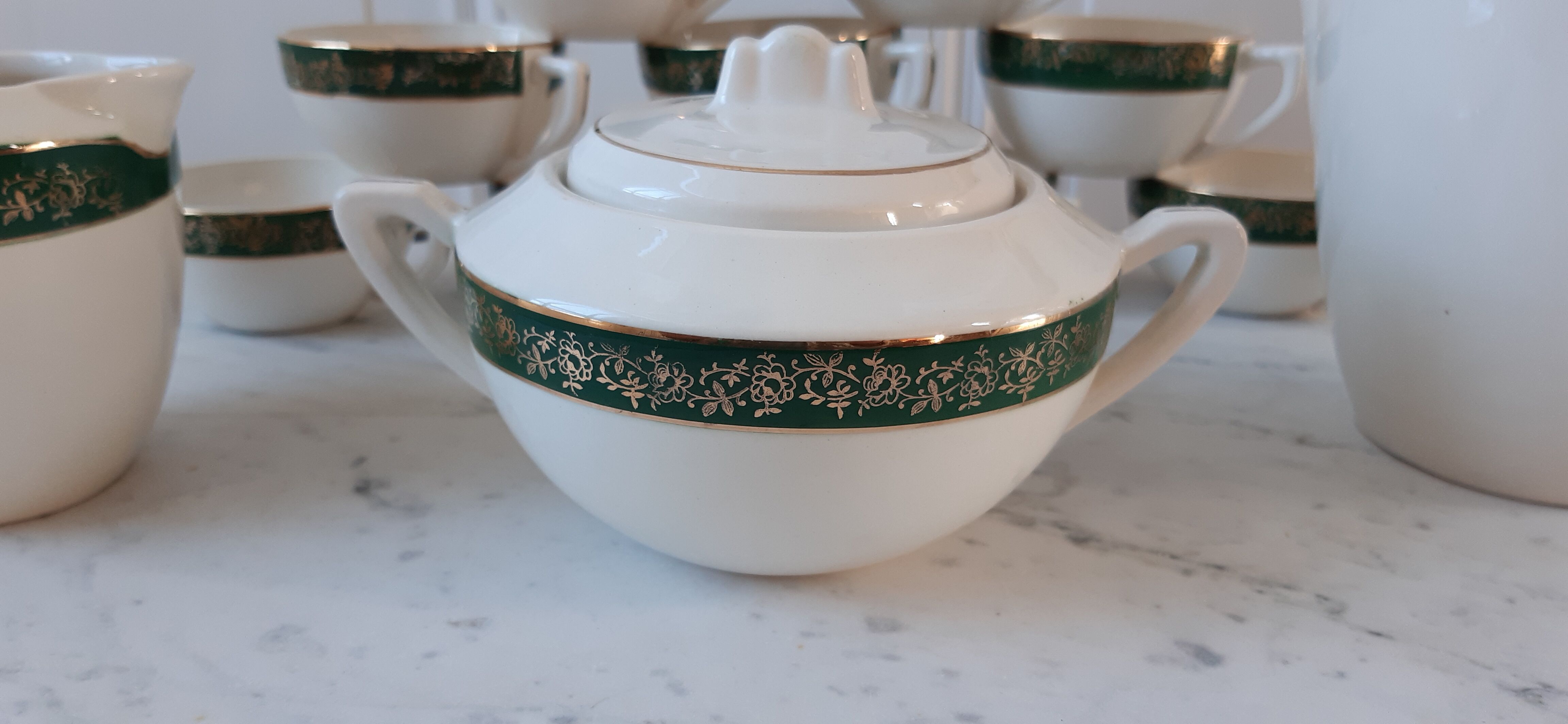 Coffee service Digoin Sarreguemines model Berry 50s