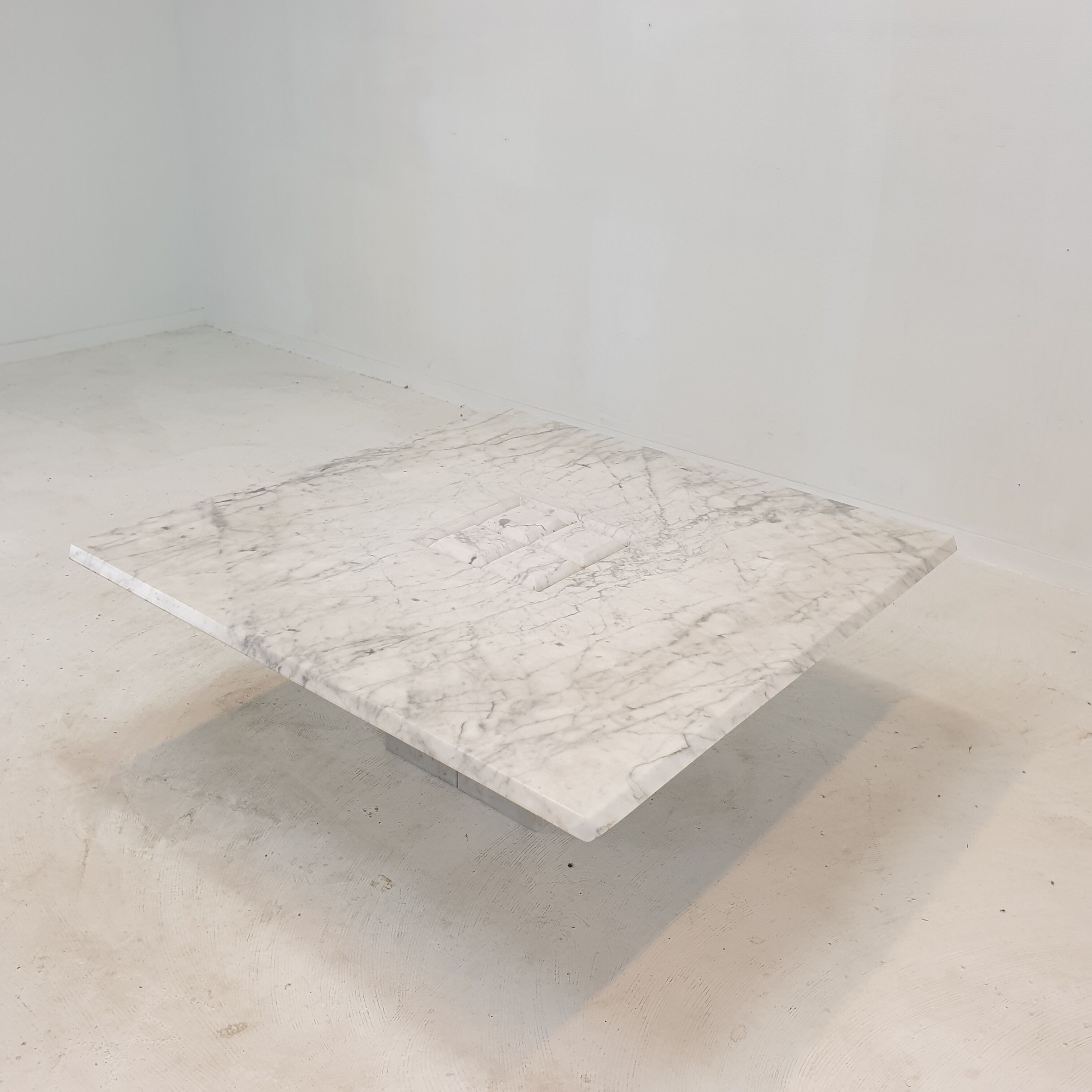 Italian Carrara Marble Coffee Table, 1990's