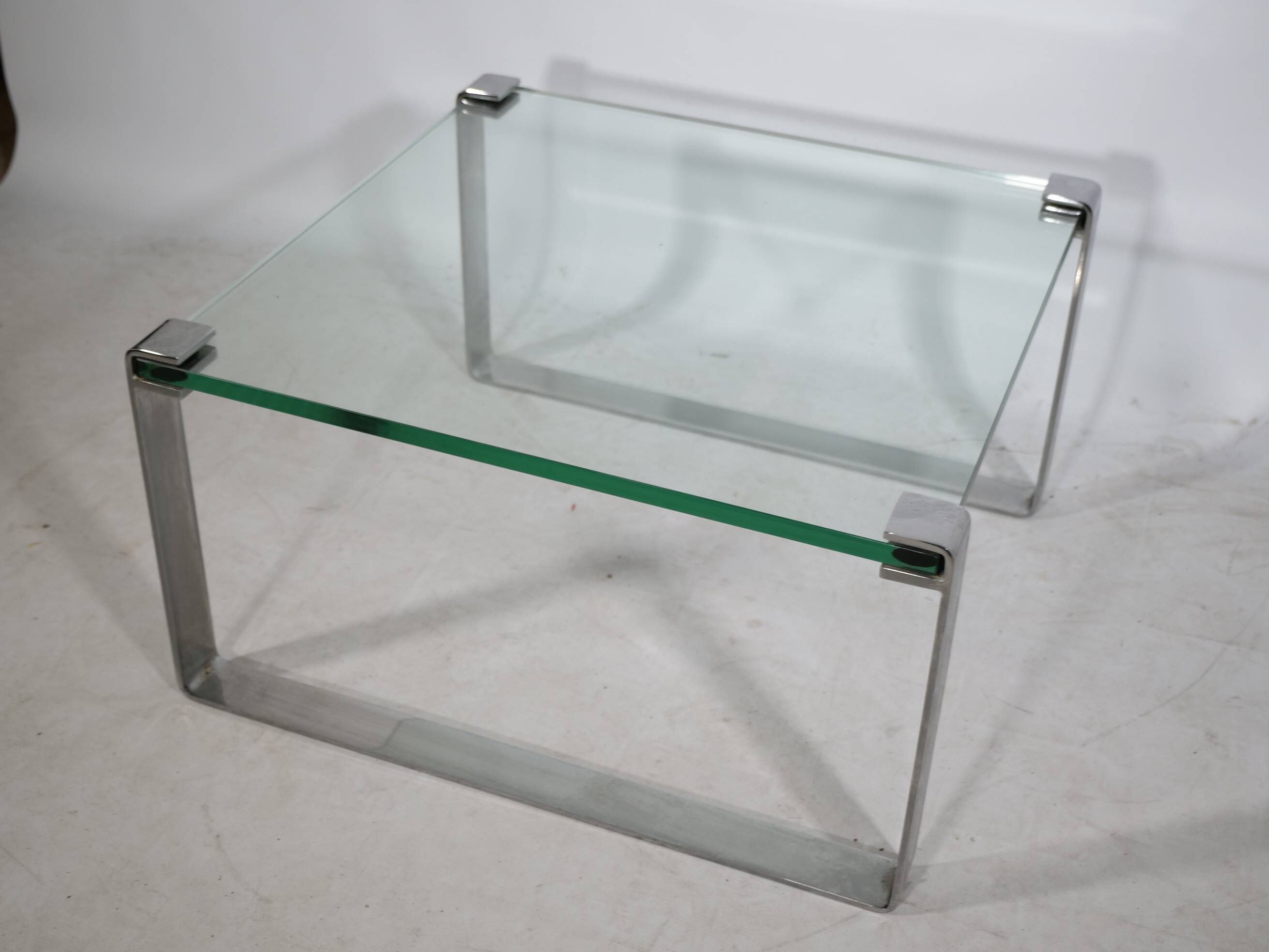 Table basse étroite en verre chromé Draenert 1022 années 1970