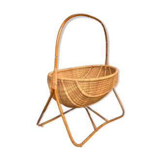 Ancient cradle in exotic wood bamboo style and mulch