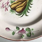 Old earthenware dish with Chinese decoration, 19th century