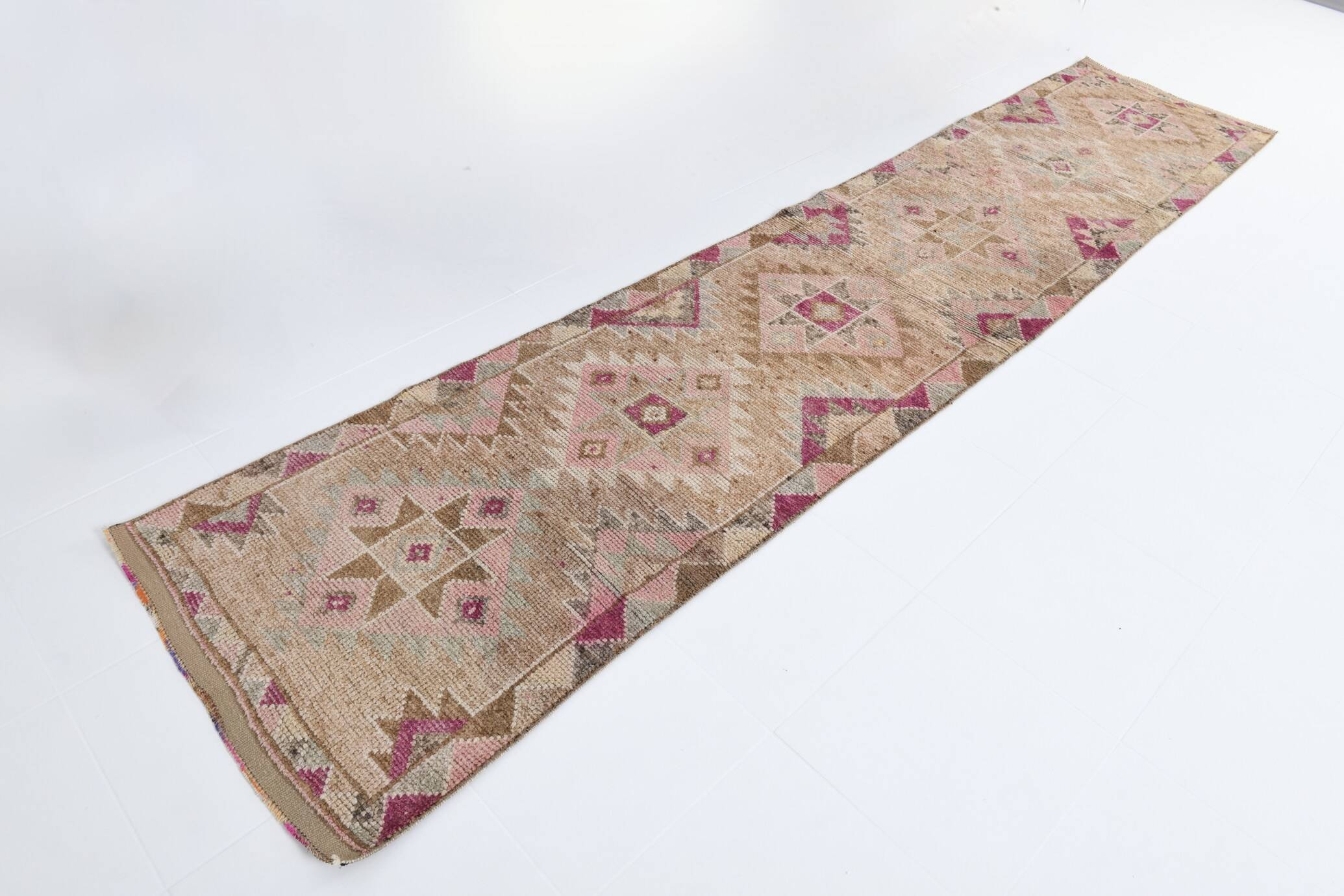 3x12 Pink & Cream Turkish Runner Rug, 80x364Cm