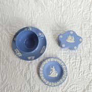 Service thé Wedgwood en biscuit bleu et blanc