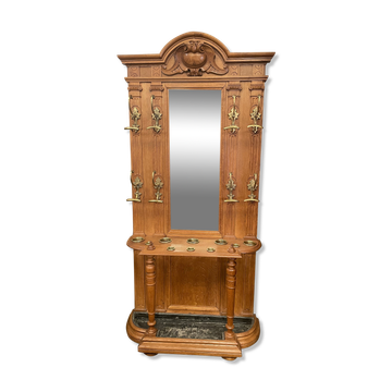 Entrance cloakroom in oak and brass 1900
