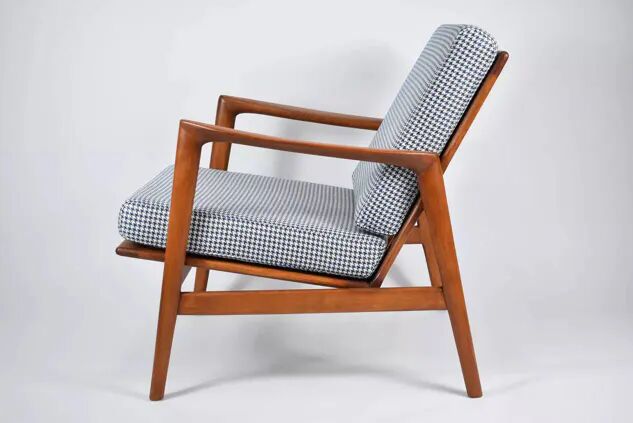 Original Scandinavian armchair Stefan, fully restored, an icon.