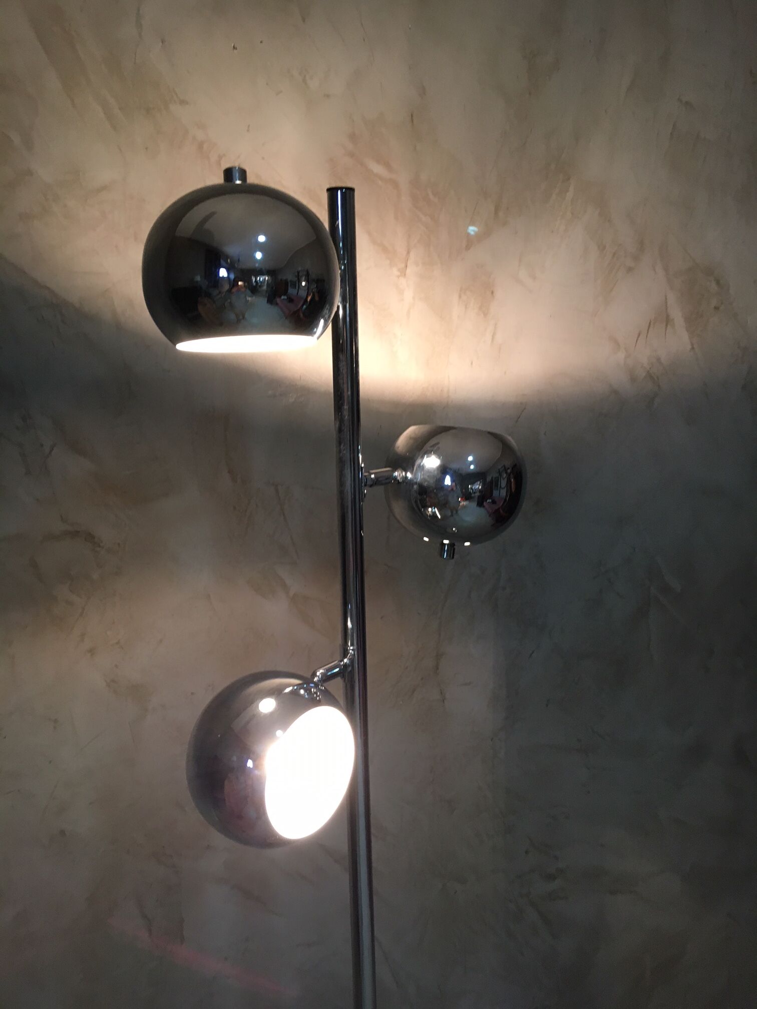 Chrome floor lamp with 3 lights 1970