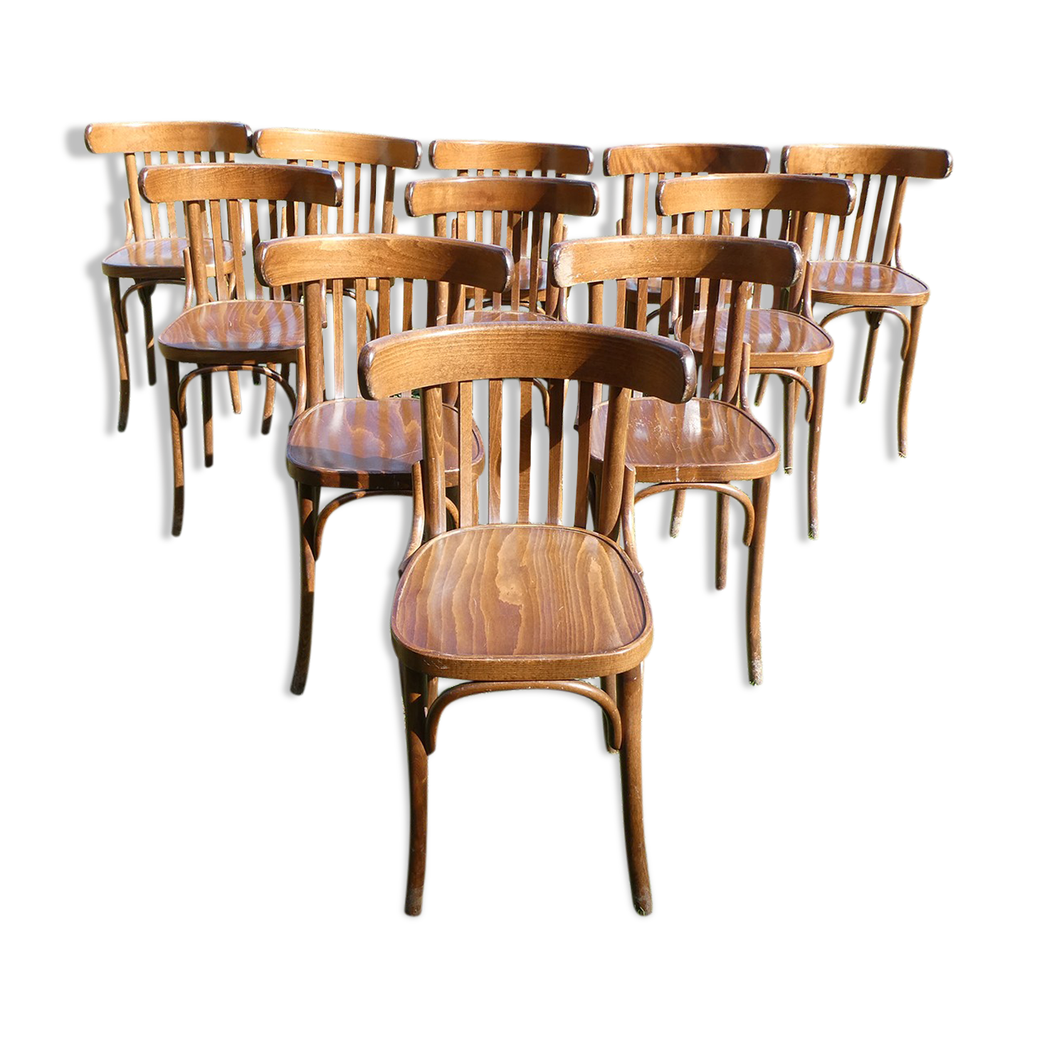 Lot of 11 vintage curved wooden bistro chairs