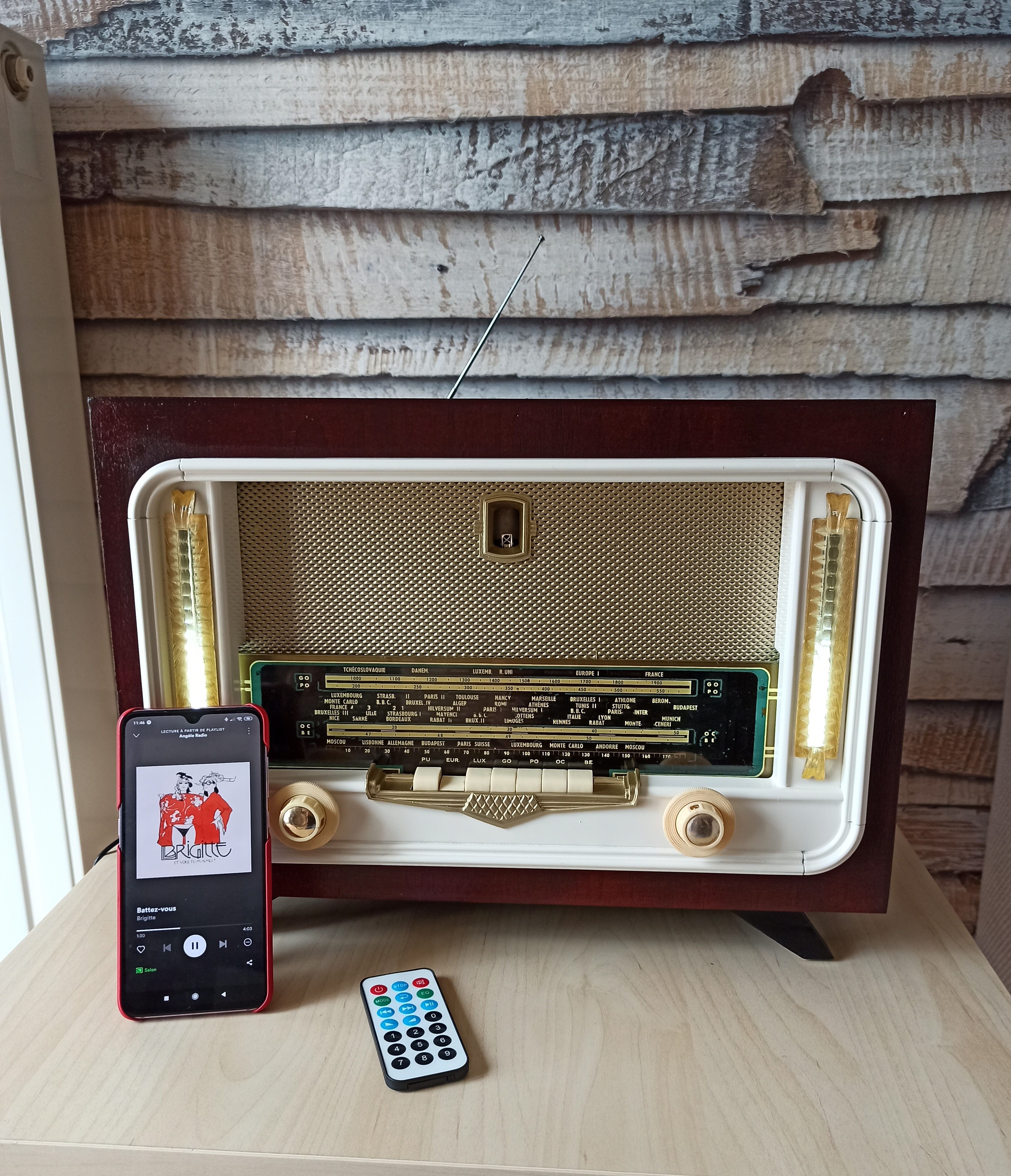 Fully refurbished 195X Marval radio station with Bluetooth-enabled