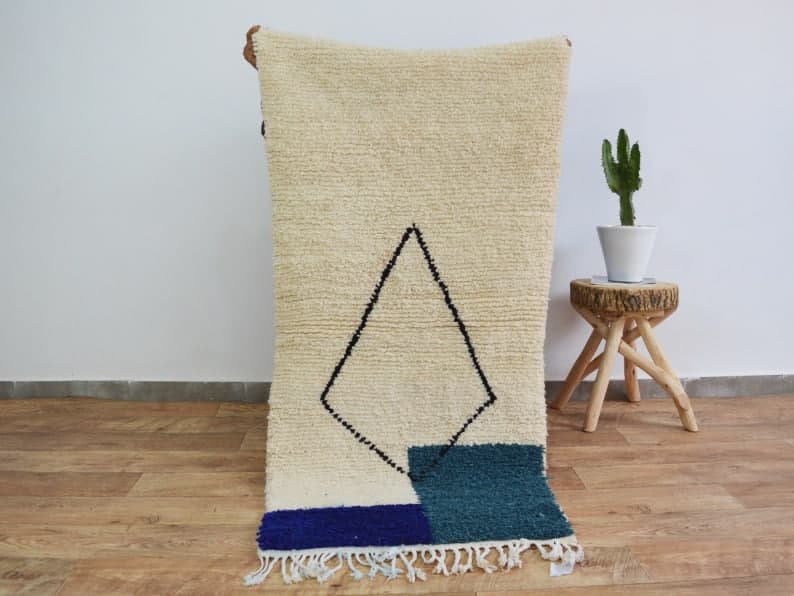 Moroccan Berber Carpet 165x76cm