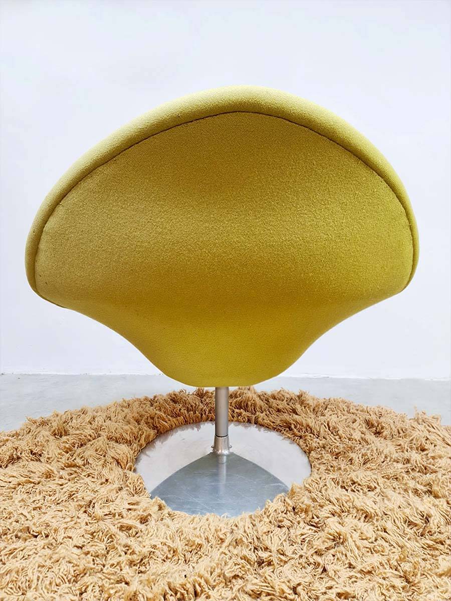Vintage Globe swivel chair Pierre Paulin Artifort