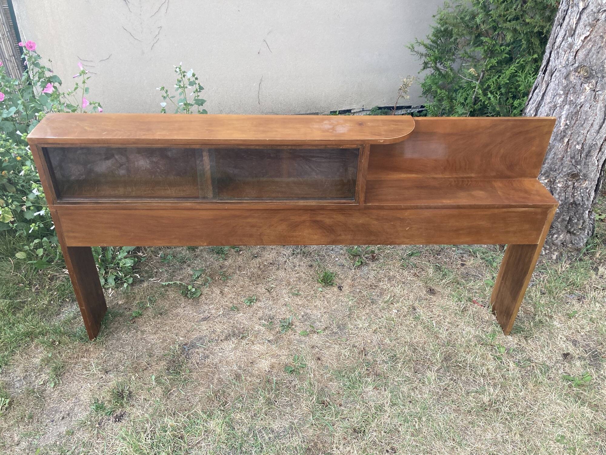 Cosy corner & headboard