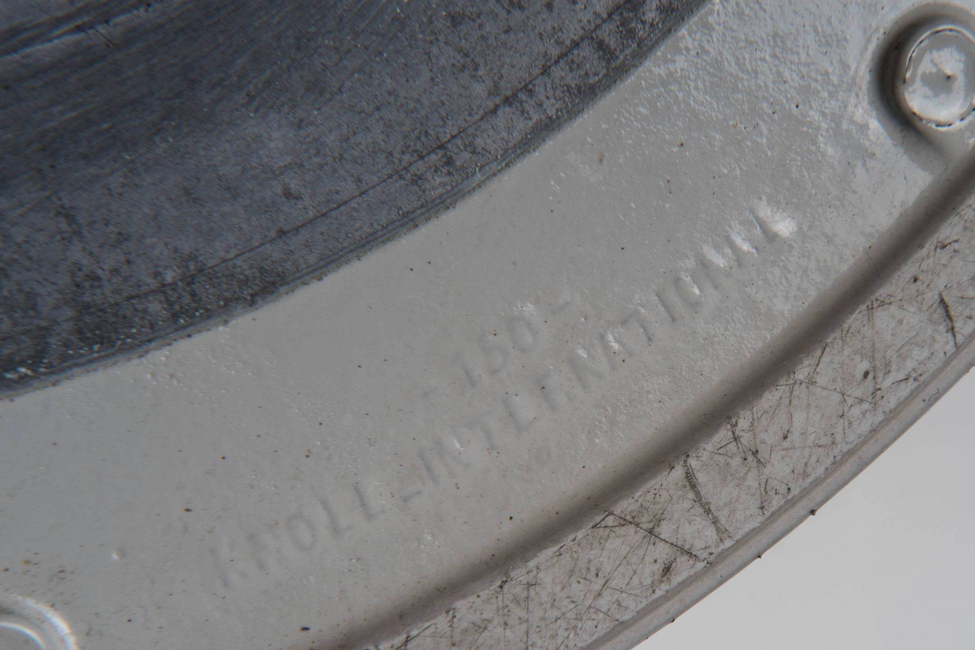 Eero Saarinen - Knoll Tulip armchairs