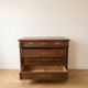 Commode ancienne en bois massif