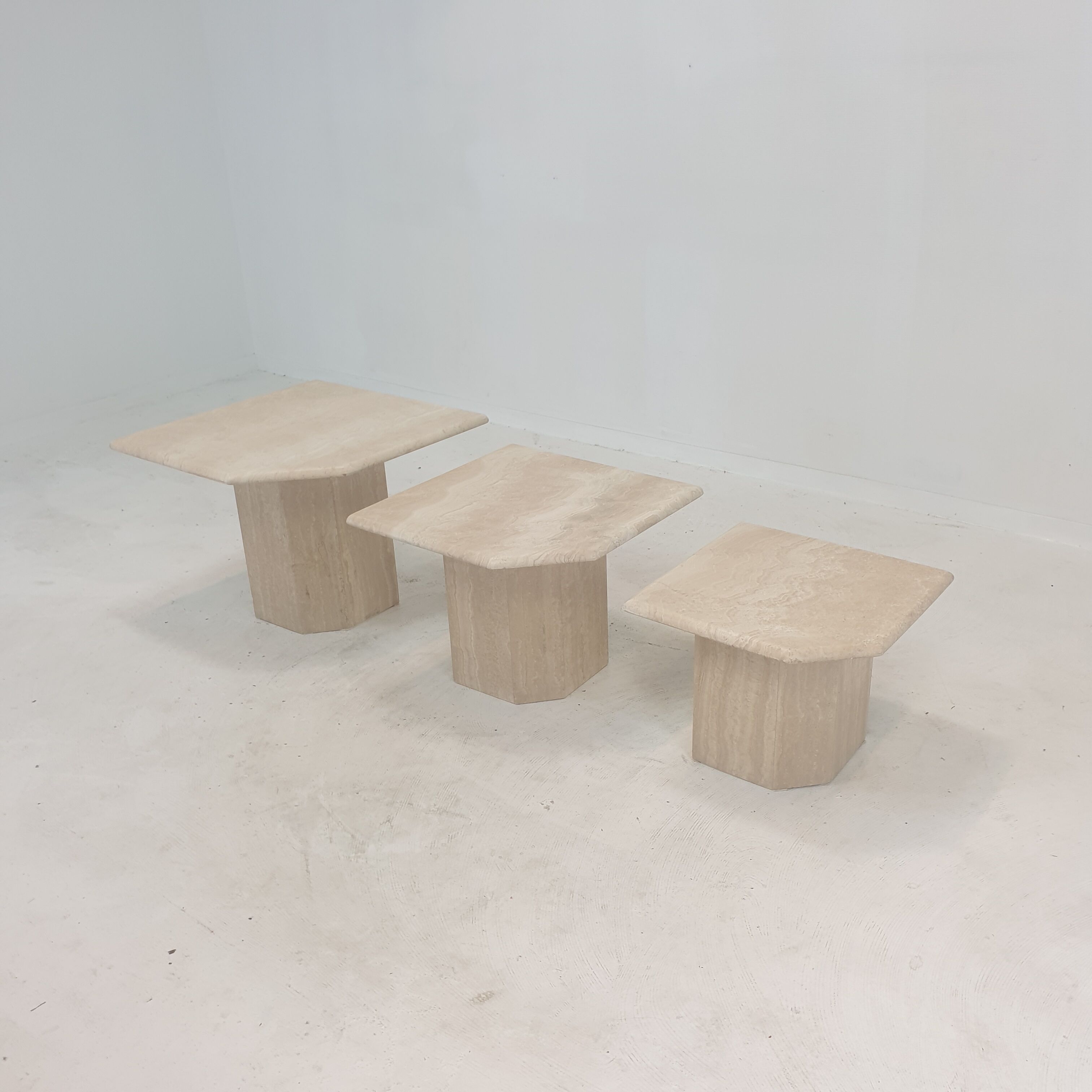 Set of 3 italian travertine coffee or side tables, 1980s
