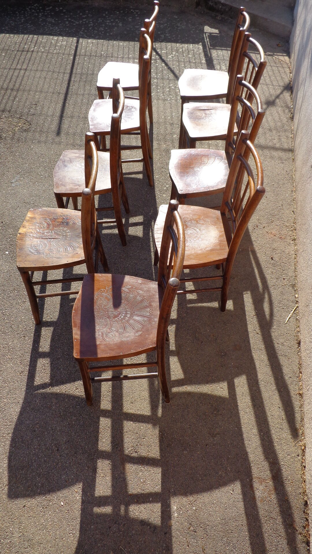 Lot of 9 chairs bistro Luterma
