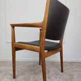 JH513 armchair by HJ Wegner for Johannes Andersen