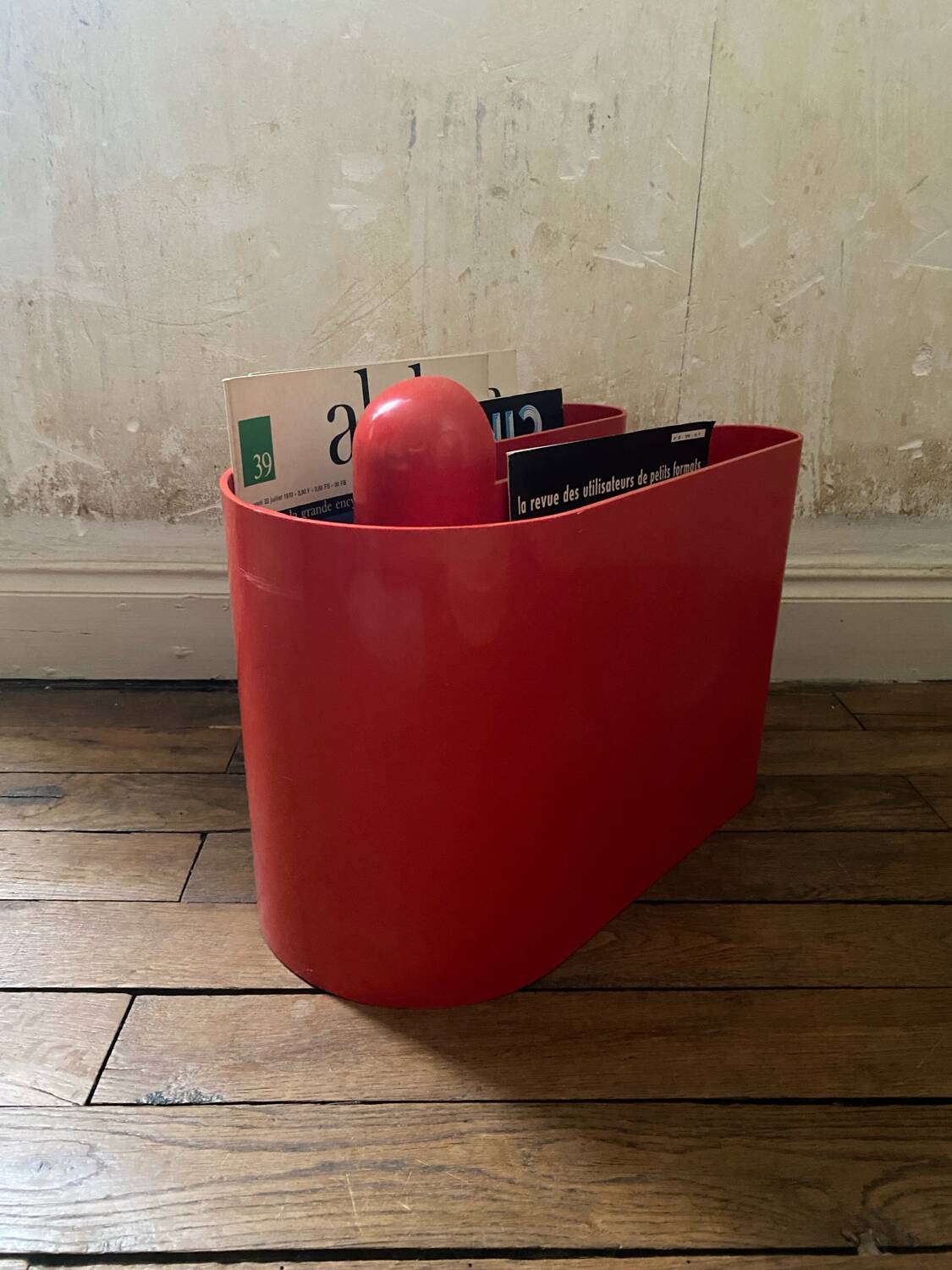 Magazine holder Rodolfo Bonetto space age 1960